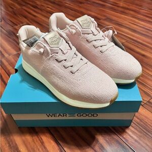 TOMS Women's Blush Pink Sneakers